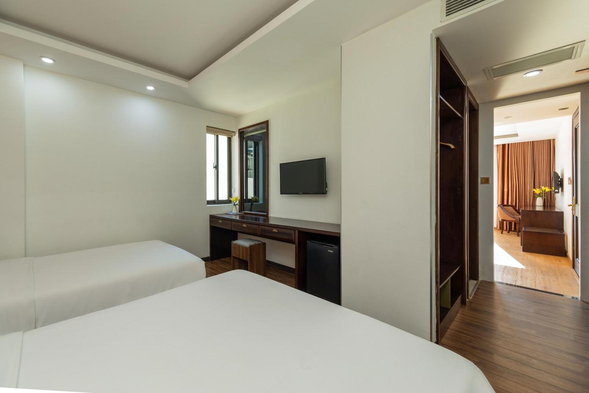 Palazzo Boutique Hotel Дананг Екстериор снимка